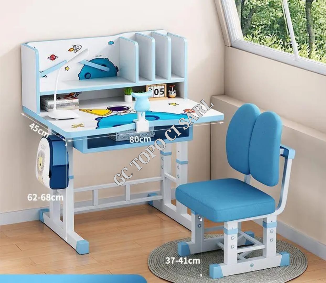 Table d'étude bleue avec chaise pour enfant